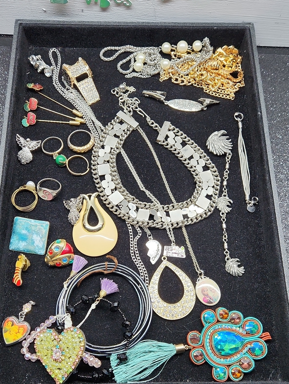 Unbranded Wearable/ Crafting Bundle